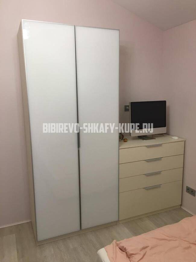 Распашные шкафы Бибирево